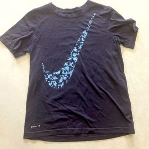 Nike graphic tee shirt